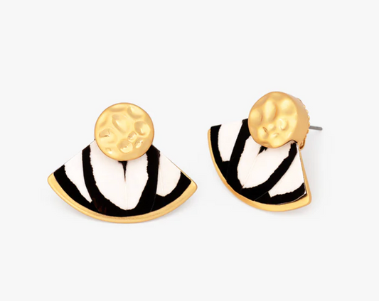 BR.ER.21936-1250:: GREYBULL STUD EARRING.25